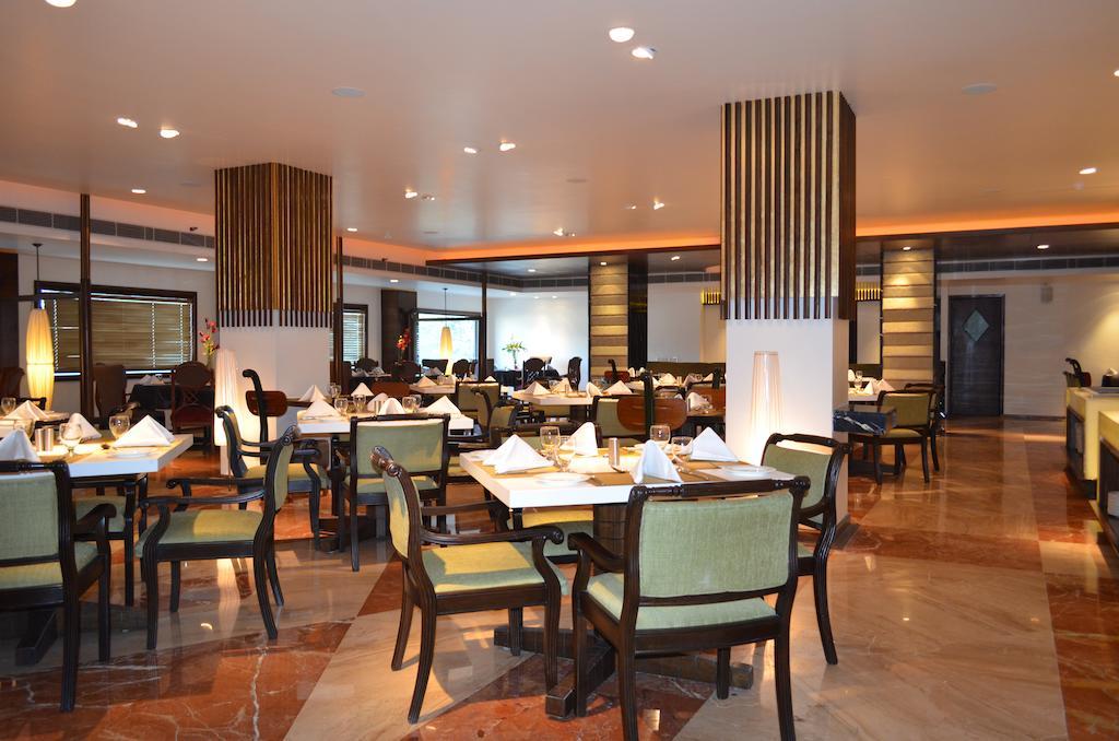 The Maya Hotel Jalandhar Exterior photo