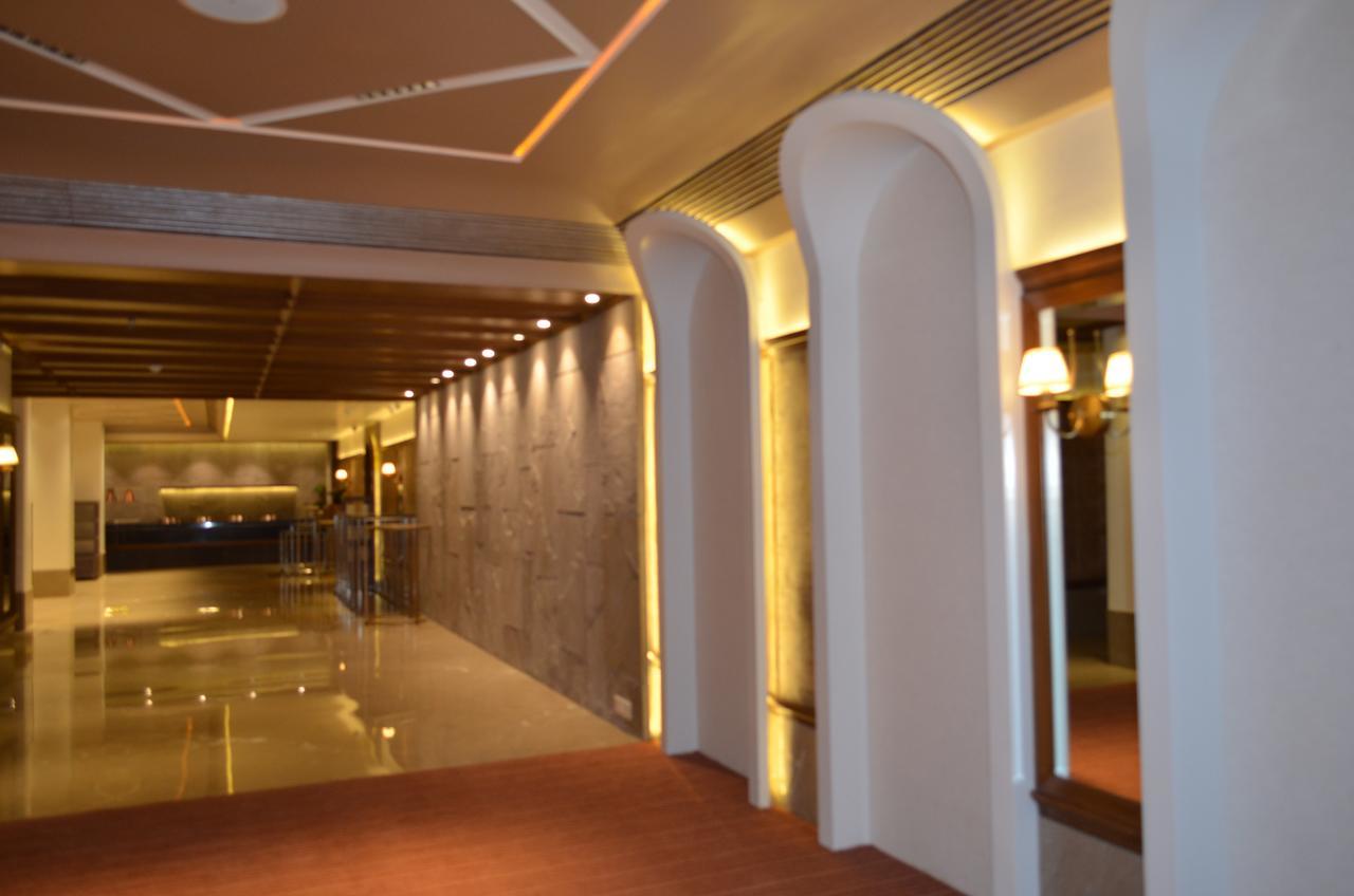 The Maya Hotel Jalandhar Exterior photo